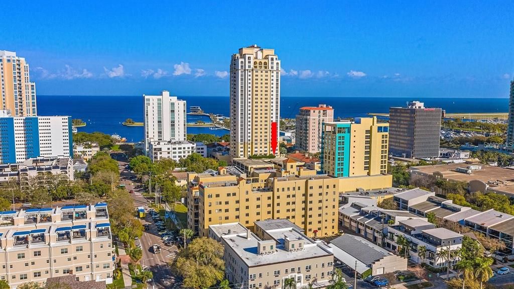 For Sale: $179,000 (1 beds, 1 baths, 645 Square Feet)