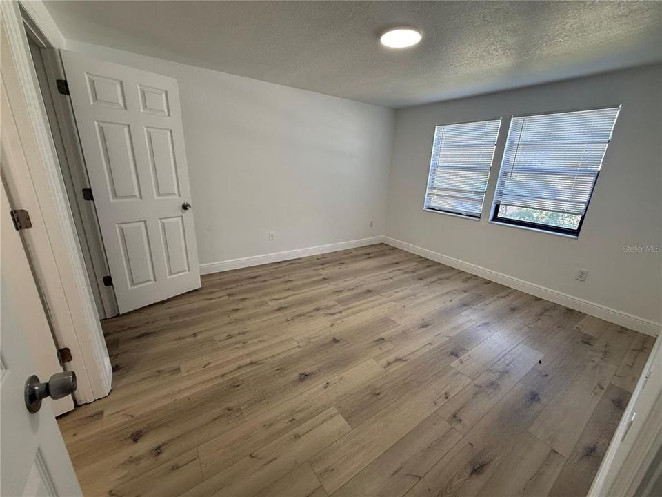 For Rent: $1,650 (3 beds, 2 baths, 1000 Square Feet)