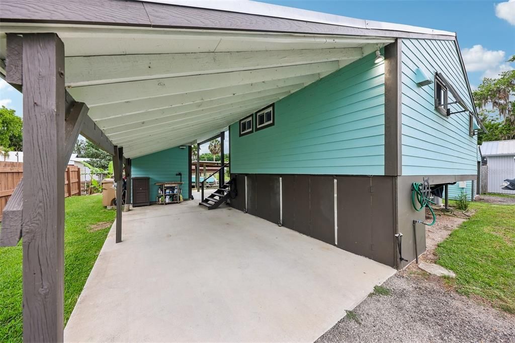 For Sale: $320,000 (1 beds, 1 baths, 432 Square Feet)