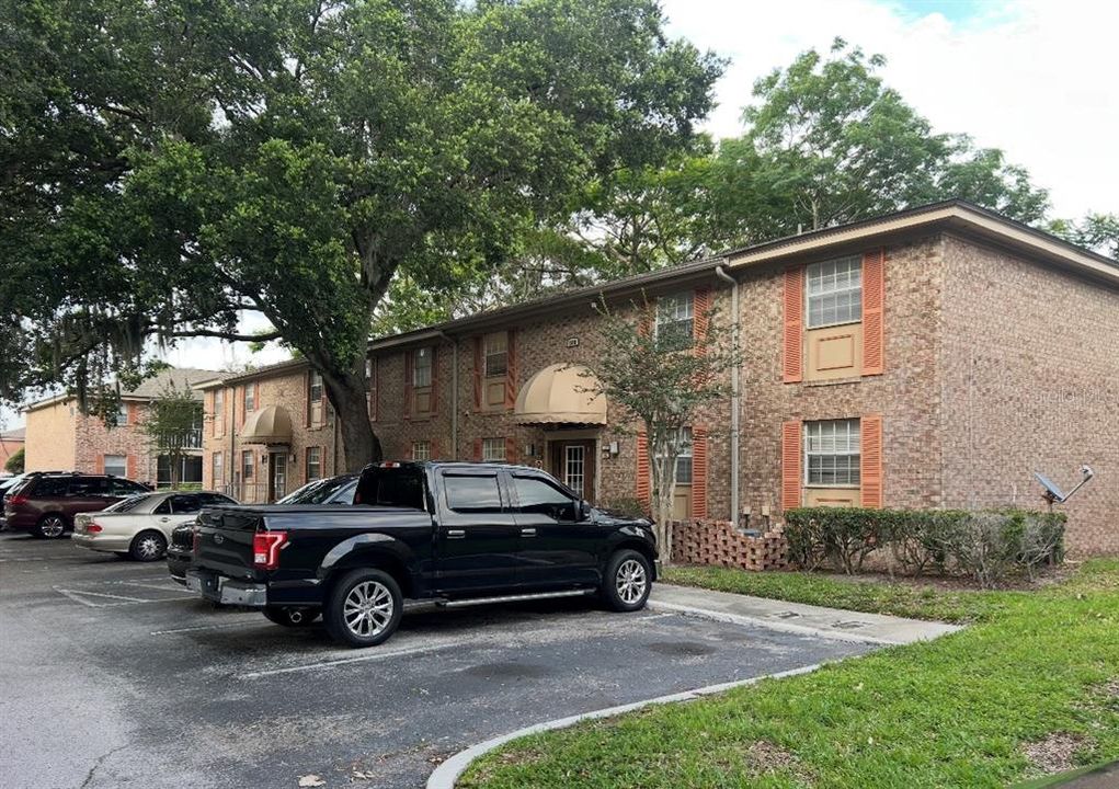 Vendido Recientemente: $107,000 (2 camas, 2 baños, 1206 Pies cuadrados)