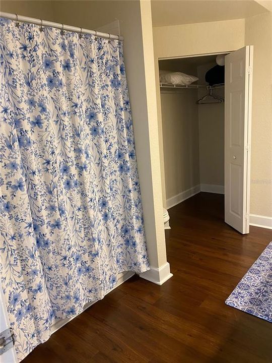 En Venta: $308,000 (3 camas, 2 baños, 1300 Pies cuadrados)