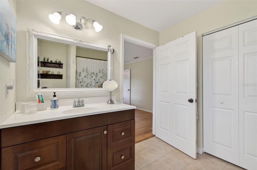 For Sale: $338,500 (3 beds, 2 baths, 1347 Square Feet)