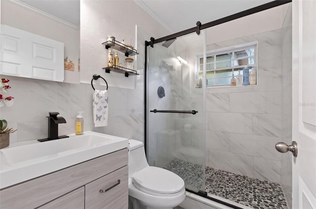 For Sale: $338,500 (3 beds, 2 baths, 1347 Square Feet)