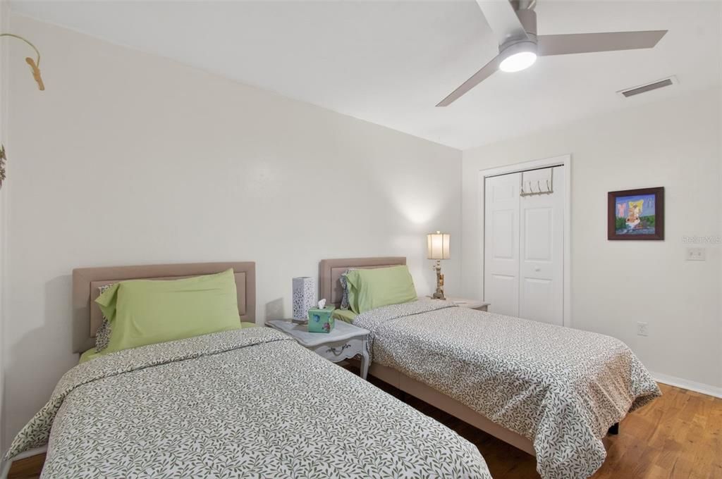 For Sale: $338,500 (3 beds, 2 baths, 1347 Square Feet)