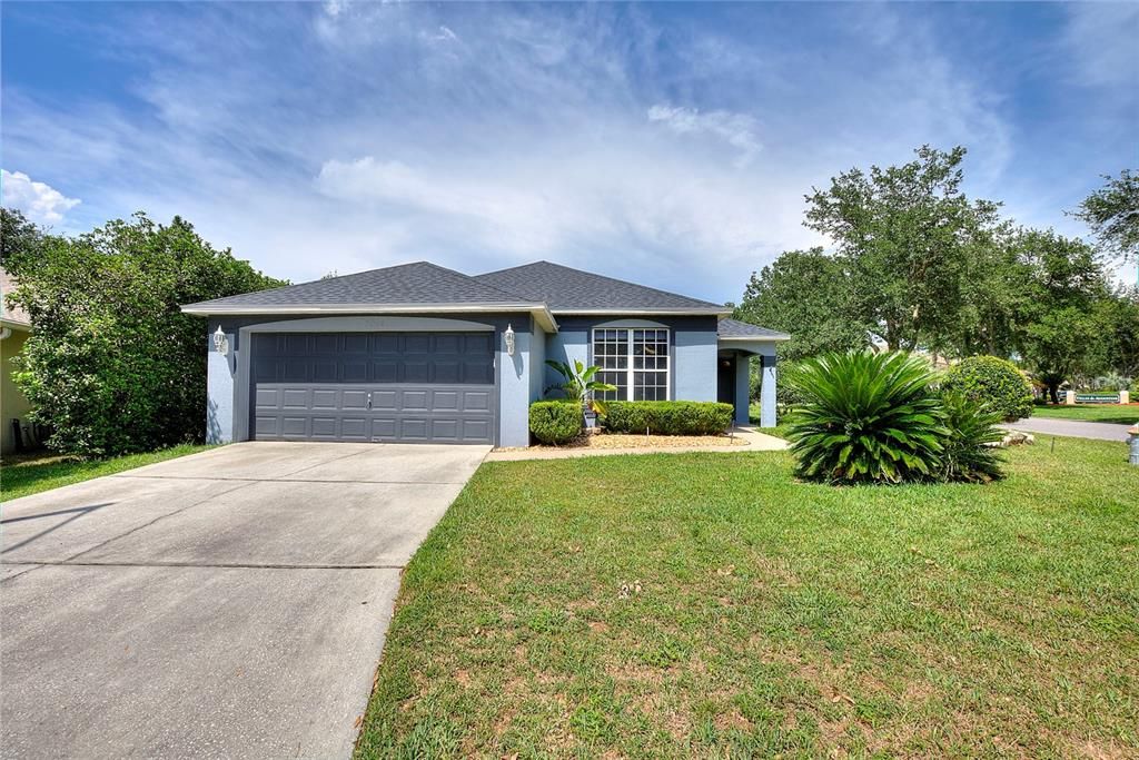For Rent: $2,150 (3 beds, 2 baths, 1562 Square Feet)