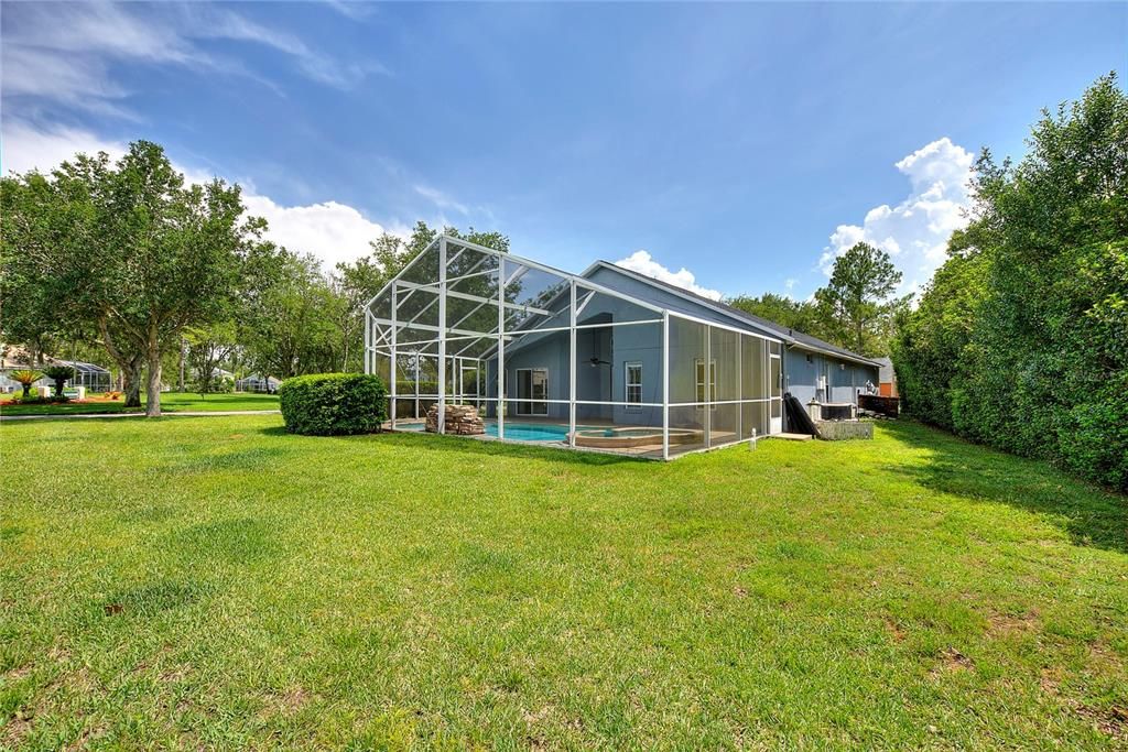 For Rent: $2,150 (3 beds, 2 baths, 1562 Square Feet)