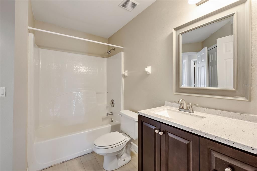 For Rent: $2,150 (3 beds, 2 baths, 1562 Square Feet)