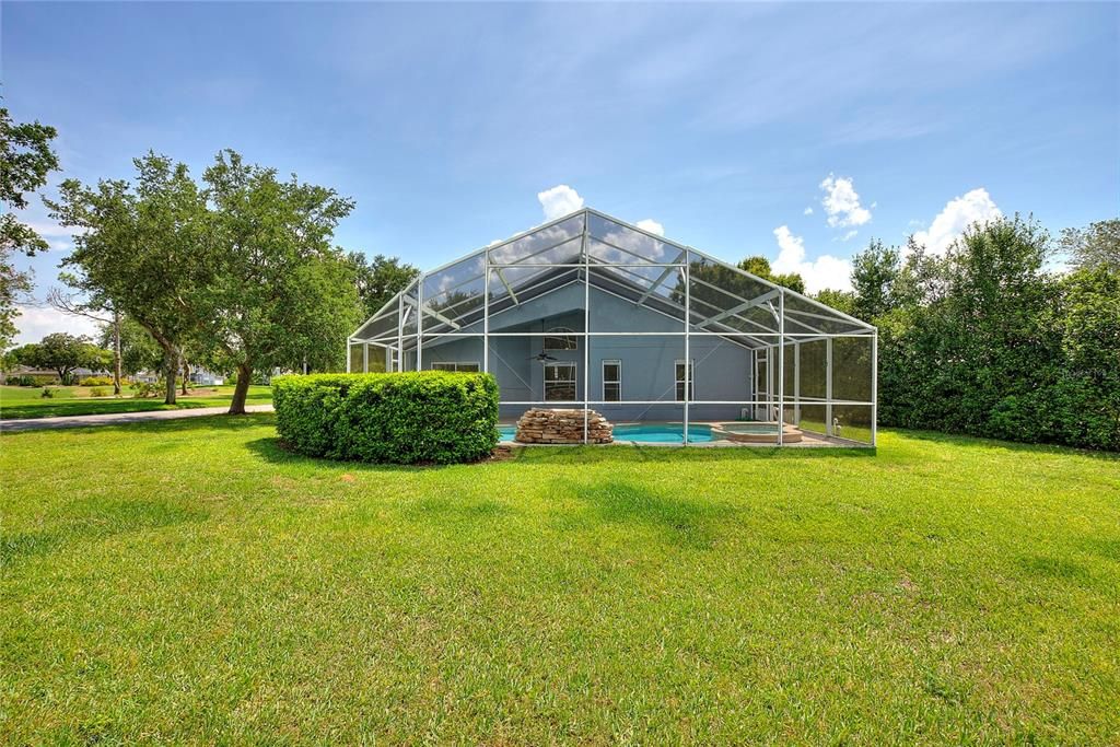 For Rent: $2,150 (3 beds, 2 baths, 1562 Square Feet)