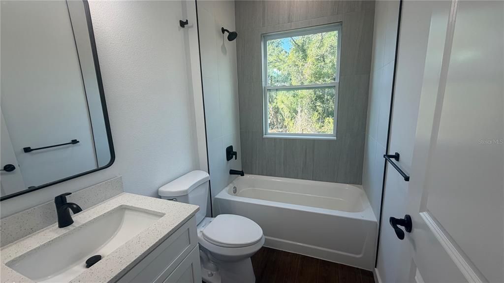 For Sale: $340,000 (3 beds, 2 baths, 1773 Square Feet)