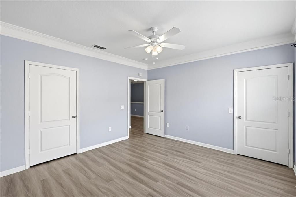 For Rent: $1,600 (1 beds, 1 baths, 967 Square Feet)
