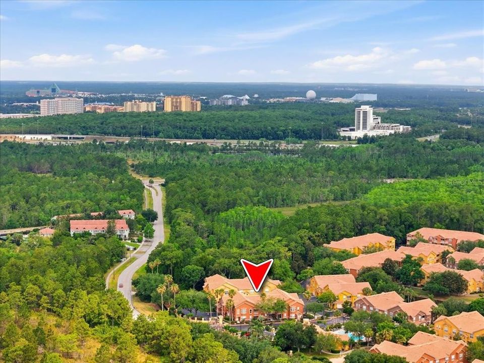 For Rent: $1,600 (1 beds, 1 baths, 967 Square Feet)