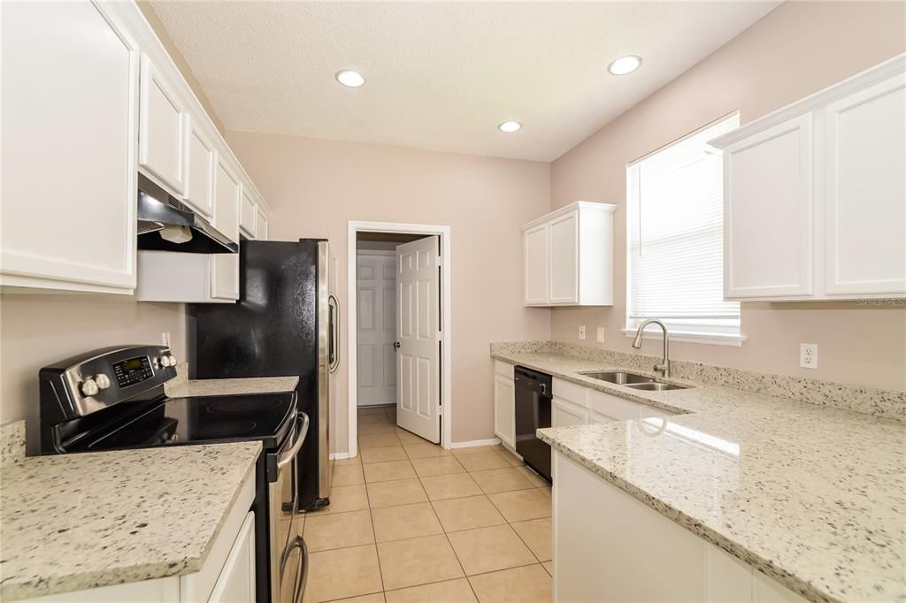 Active With Contract: $420,000 (3 beds, 2 baths, 1782 Square Feet)