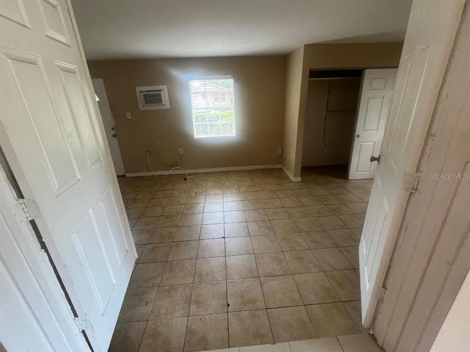 For Sale: $286,000 (3 beds, 2 baths, 1421 Square Feet)