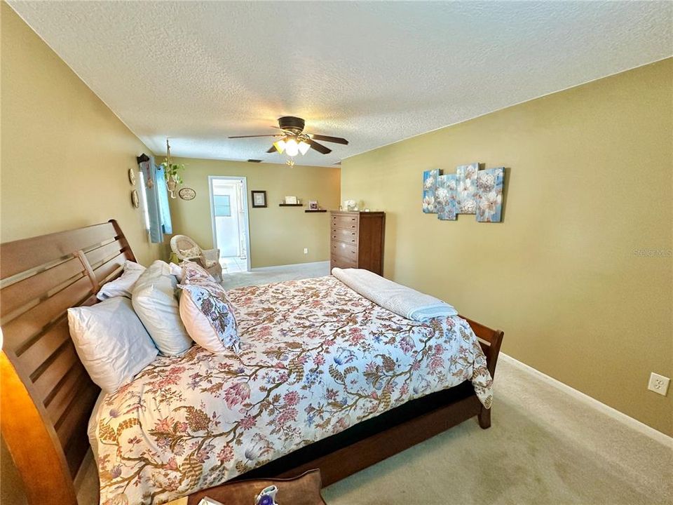 En Venta: $495,000 (3 camas, 2 baños, 1856 Pies cuadrados)