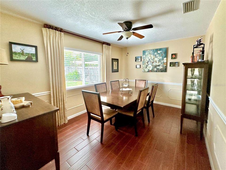 En Venta: $495,000 (3 camas, 2 baños, 1856 Pies cuadrados)