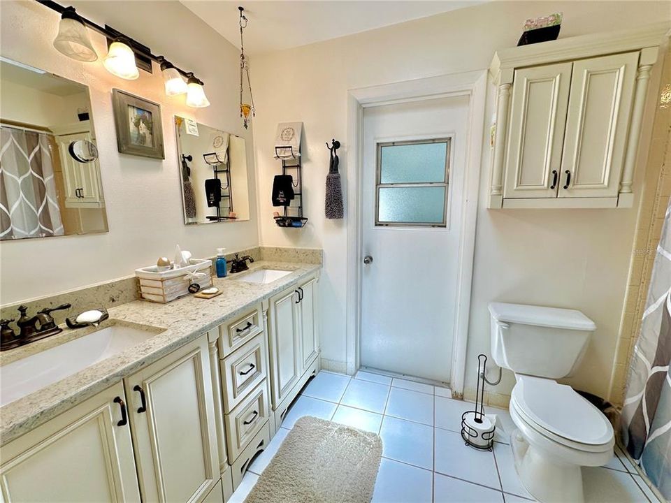 En Venta: $495,000 (3 camas, 2 baños, 1856 Pies cuadrados)