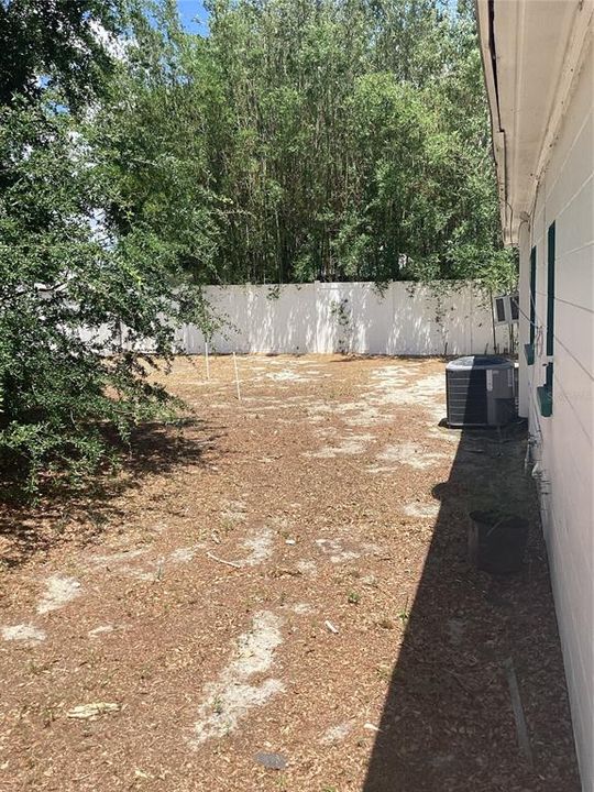 Activo con contrato: $309,999 (3 camas, 1 baños, 1830 Pies cuadrados)