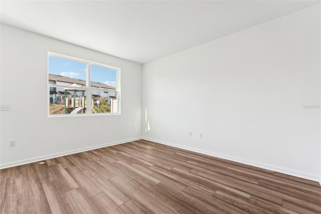 For Sale: $234,990 (3 beds, 2 baths, 1386 Square Feet)