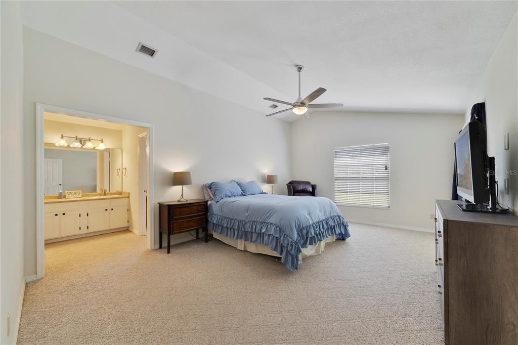 For Sale: $620,000 (4 beds, 3 baths, 2456 Square Feet)
