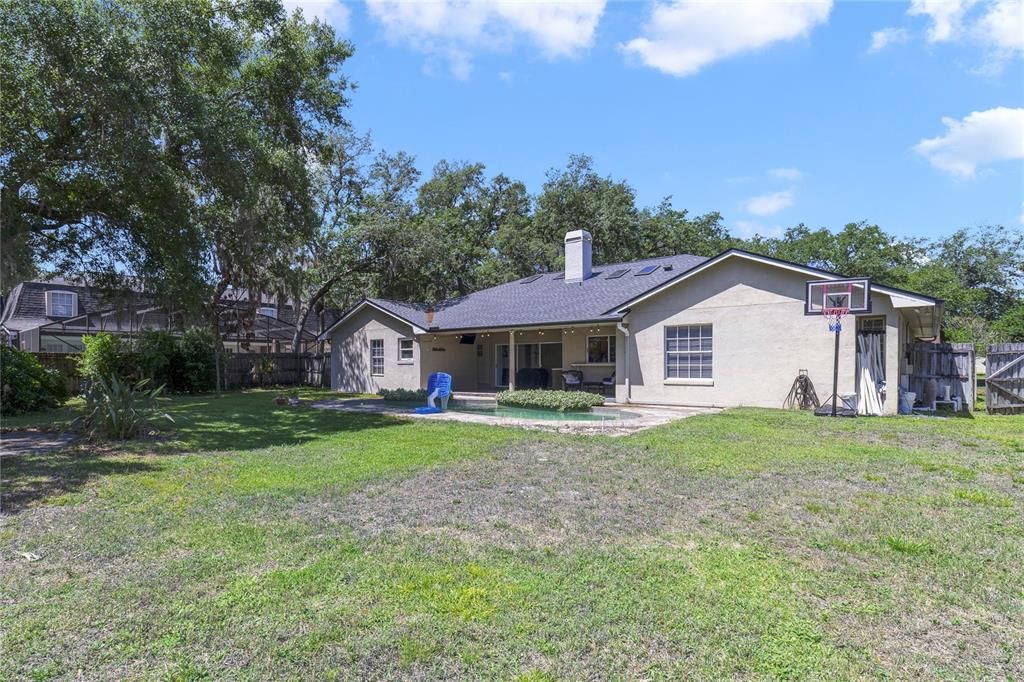 For Sale: $620,000 (4 beds, 3 baths, 2456 Square Feet)