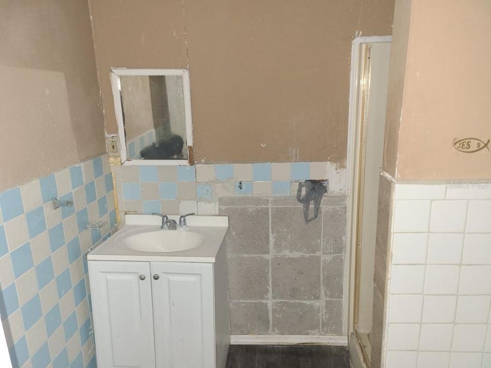 En Venta: $95,000 (3 camas, 2 baños, 1084 Pies cuadrados)
