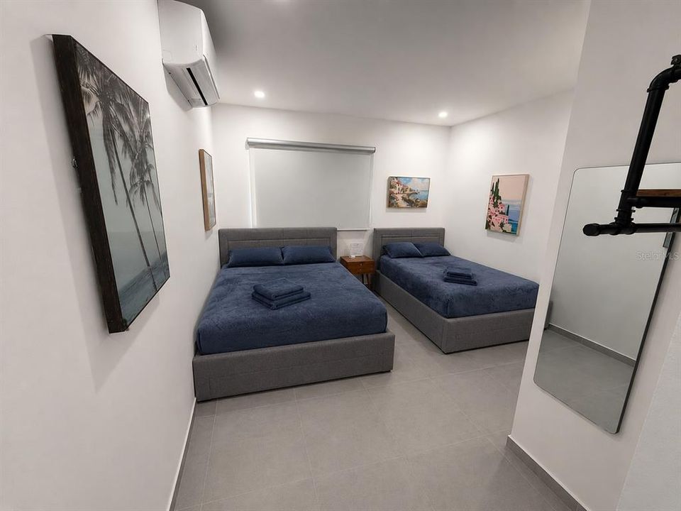For Sale: $425,000 (4 beds, 3 baths, 1746 Square Feet)