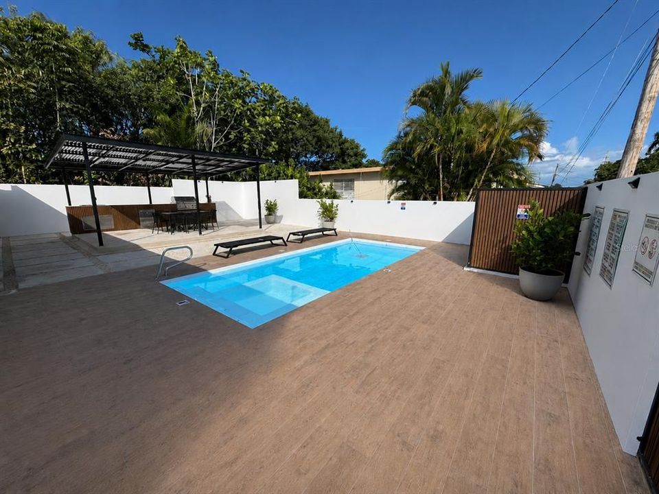 For Sale: $425,000 (4 beds, 3 baths, 1746 Square Feet)
