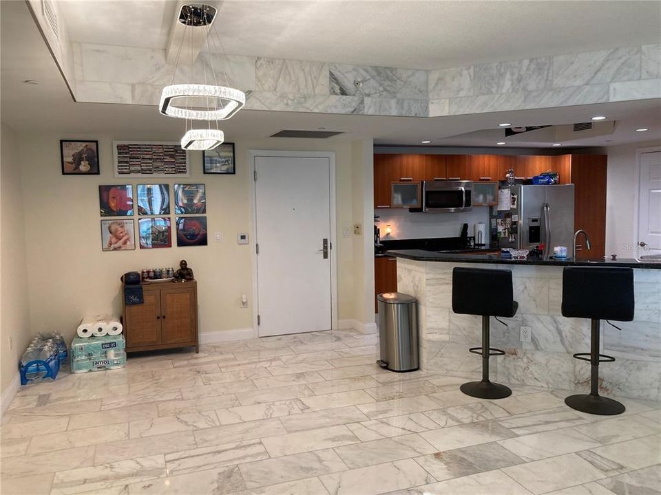 For Sale: $390,000 (2 beds, 2 baths, 1689 Square Feet)