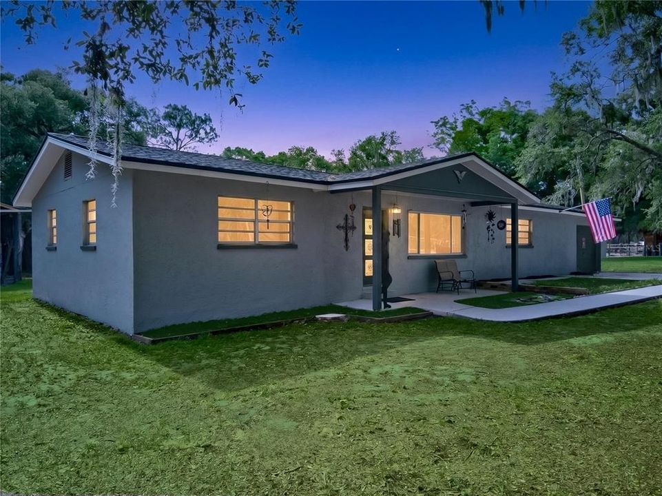 For Sale: $389,000 (3 beds, 2 baths, 1817 Square Feet)