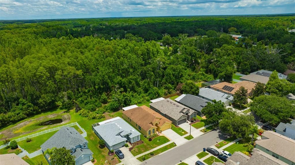 En Venta: $435,000 (4 camas, 2 baños, 2060 Pies cuadrados)