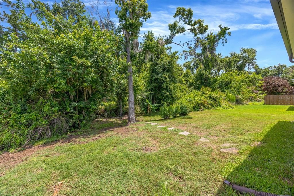 En Venta: $435,000 (4 camas, 2 baños, 2060 Pies cuadrados)