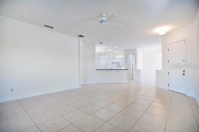 For Sale: $339,900 (2 beds, 2 baths, 1766 Square Feet)