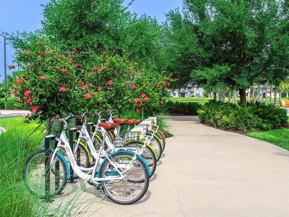 For Sale: $395,000 (5 beds, 2 baths, 2544 Square Feet)