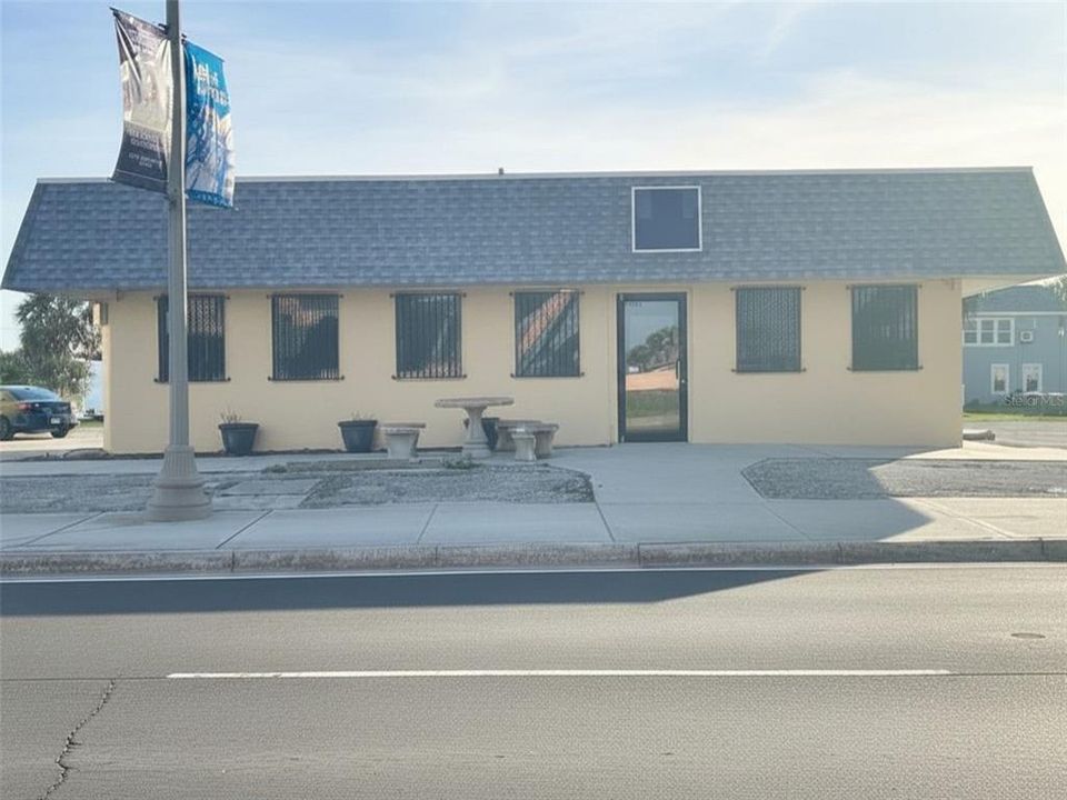 For Sale: $1,000,000 (0 beds, 0 baths, 2007 Square Feet)
