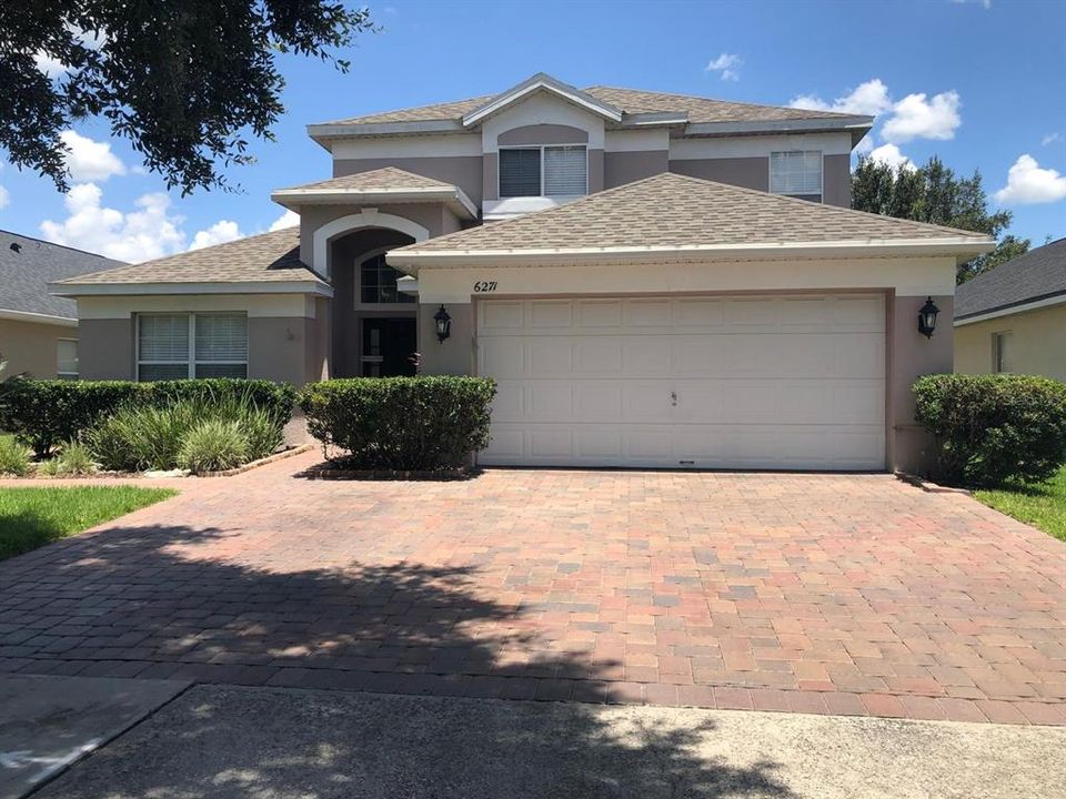 En Venta: $589,000 (5 camas, 3 baños, 2456 Pies cuadrados)