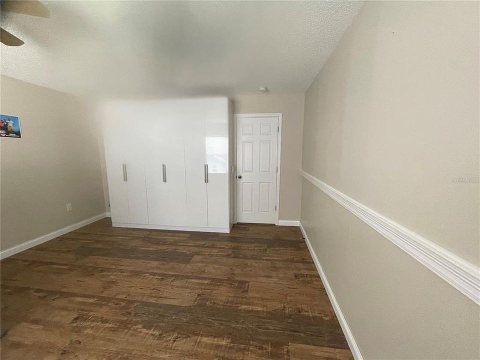 En Venta: $589,000 (5 camas, 3 baños, 2456 Pies cuadrados)