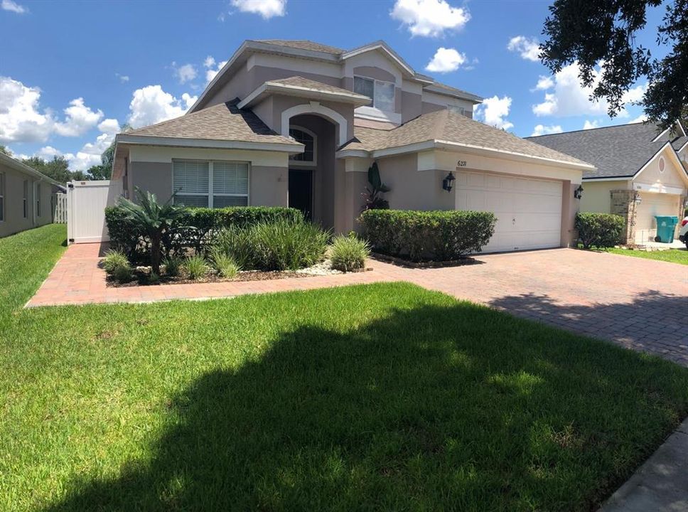 En Venta: $589,000 (5 camas, 3 baños, 2456 Pies cuadrados)