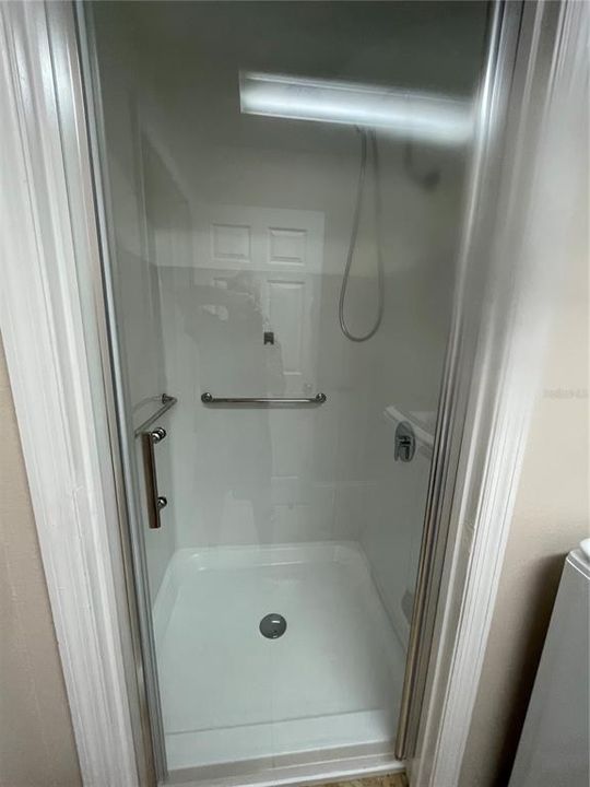 En Venta: $589,000 (5 camas, 3 baños, 2456 Pies cuadrados)