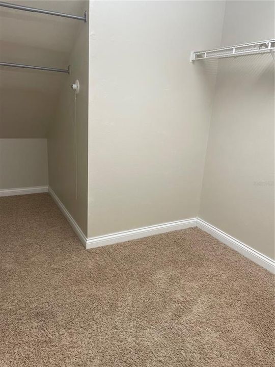 En Venta: $589,000 (5 camas, 3 baños, 2456 Pies cuadrados)