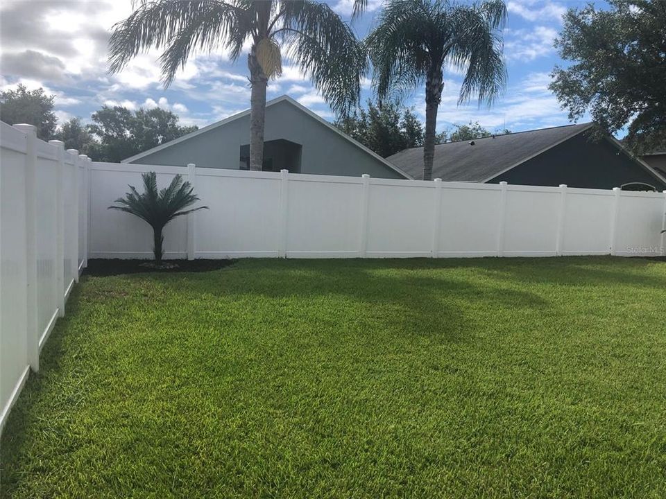 En Venta: $589,000 (5 camas, 3 baños, 2456 Pies cuadrados)