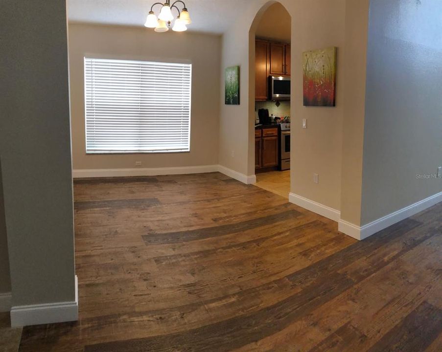 En Venta: $589,000 (5 camas, 3 baños, 2456 Pies cuadrados)