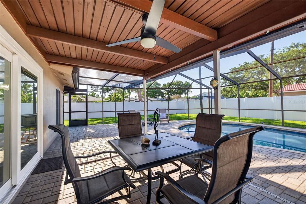 Active With Contract: $499,000 (3 beds, 2 baths, 1724 Square Feet)