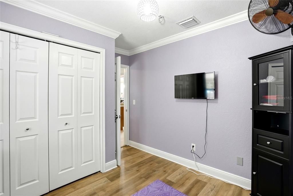 Activo con contrato: $699,999 (4 camas, 2 baños, 1898 Pies cuadrados)
