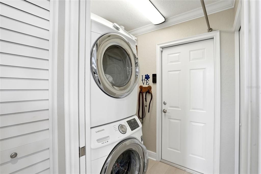 Activo con contrato: $699,999 (4 camas, 2 baños, 1898 Pies cuadrados)