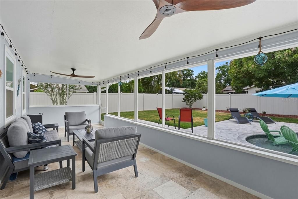 Activo con contrato: $699,999 (4 camas, 2 baños, 1898 Pies cuadrados)