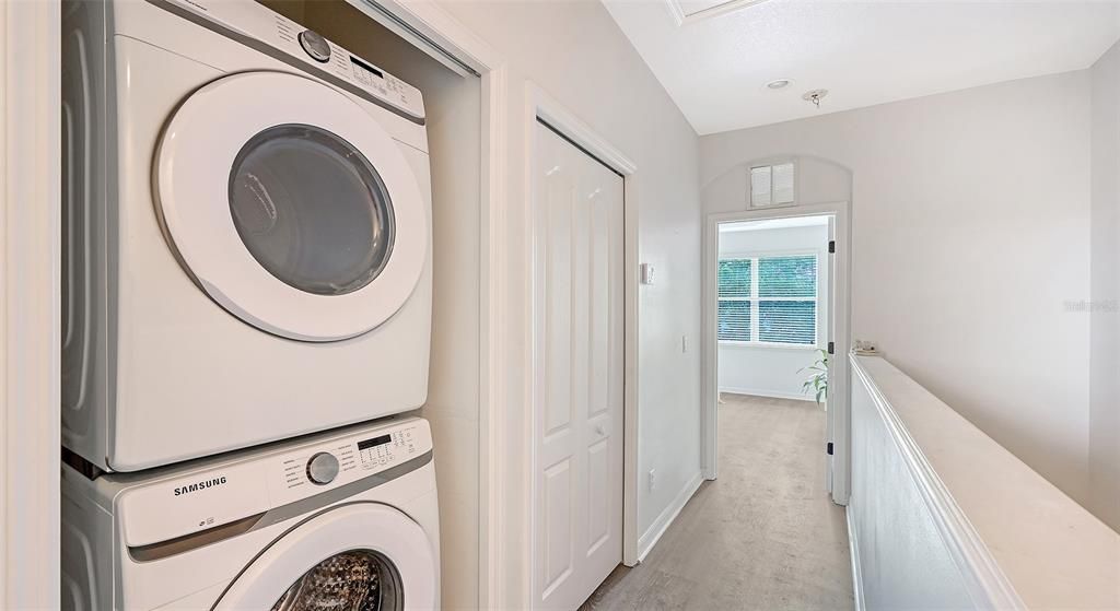 For Sale: $199,995 (2 beds, 2 baths, 1268 Square Feet)