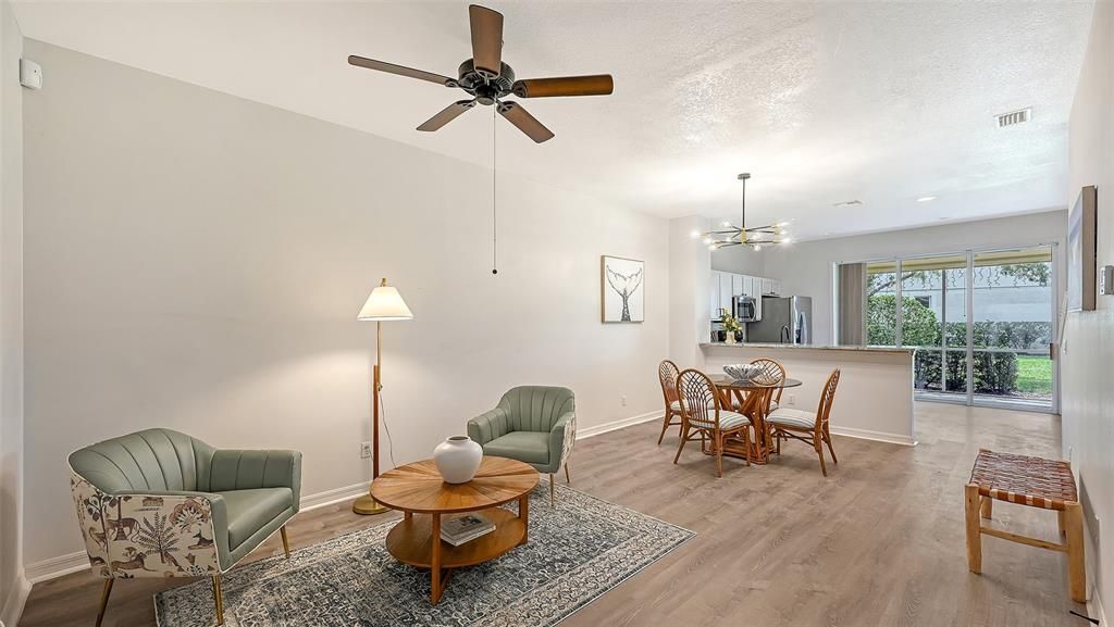 For Sale: $199,995 (2 beds, 2 baths, 1268 Square Feet)