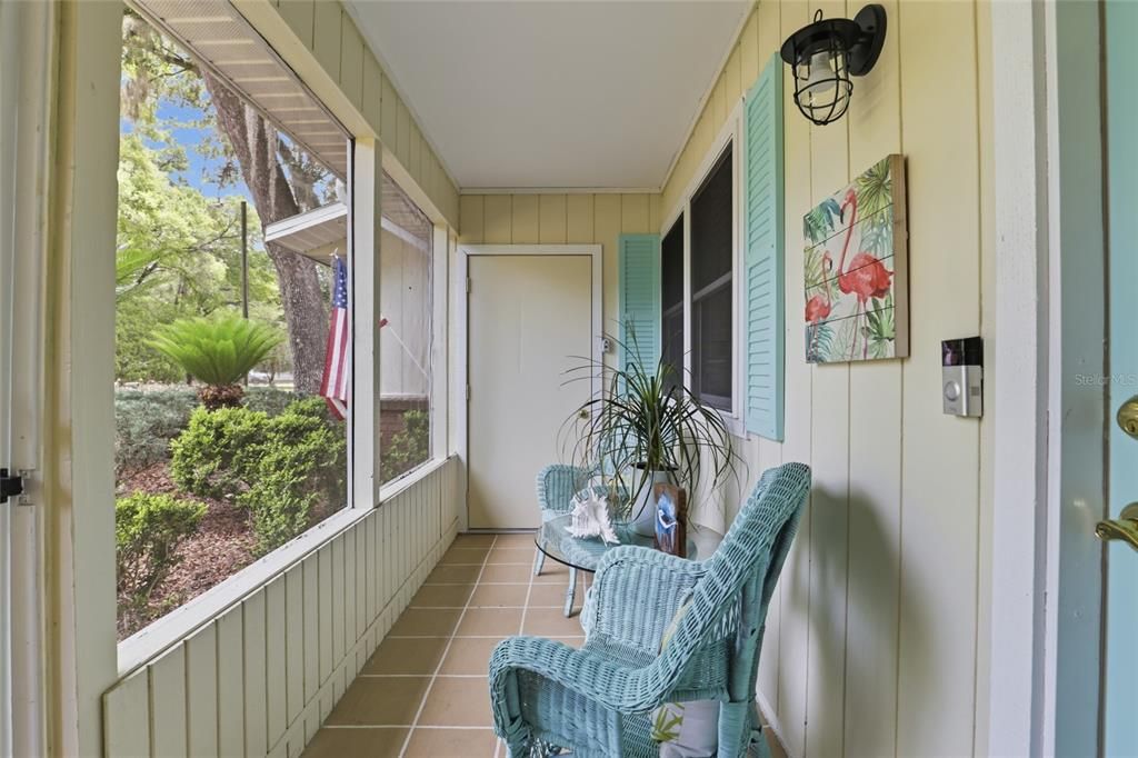 For Sale: $370,000 (3 beds, 2 baths, 1578 Square Feet)