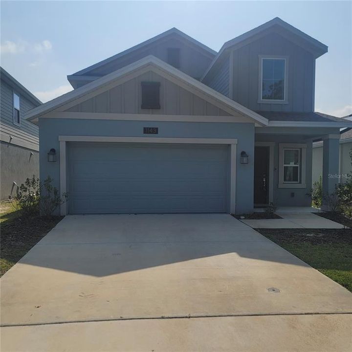 For Rent: $3,100 (5 beds, 2 baths, 2370 Square Feet)