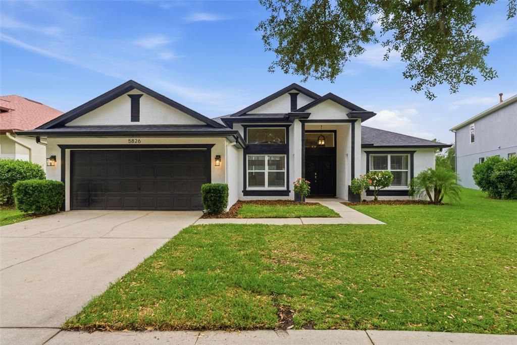 Active With Contract: $579,000 (4 beds, 2 baths, 2565 Square Feet)